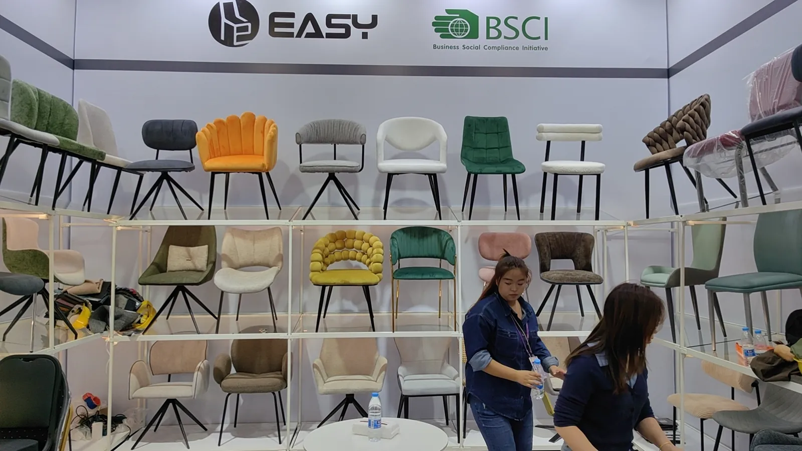 Easy2u booth at Canton Fair 2023